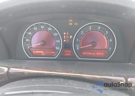 2006 BMW 750Li z USA, uszkodzony, nr VIN WBAHN83526DT37603